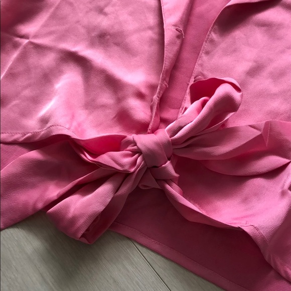 $14 or 3 for$26 New Sans Souci Neon Pink Top - Picture 2 of 4